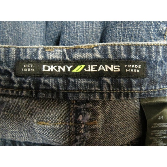 Vintage DKNY Jeans Denim Size 4 100% Cotton w/ Seams on Front and Back of Legs - Picture 9 of 10